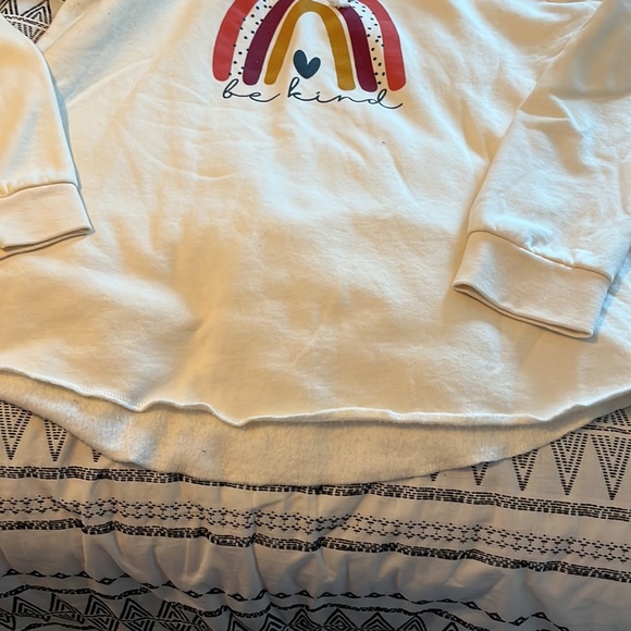 “Be kind” hoodie - Picture 4 of 6